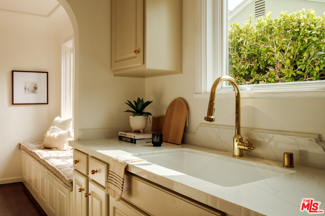 MLS #25596499 image #18