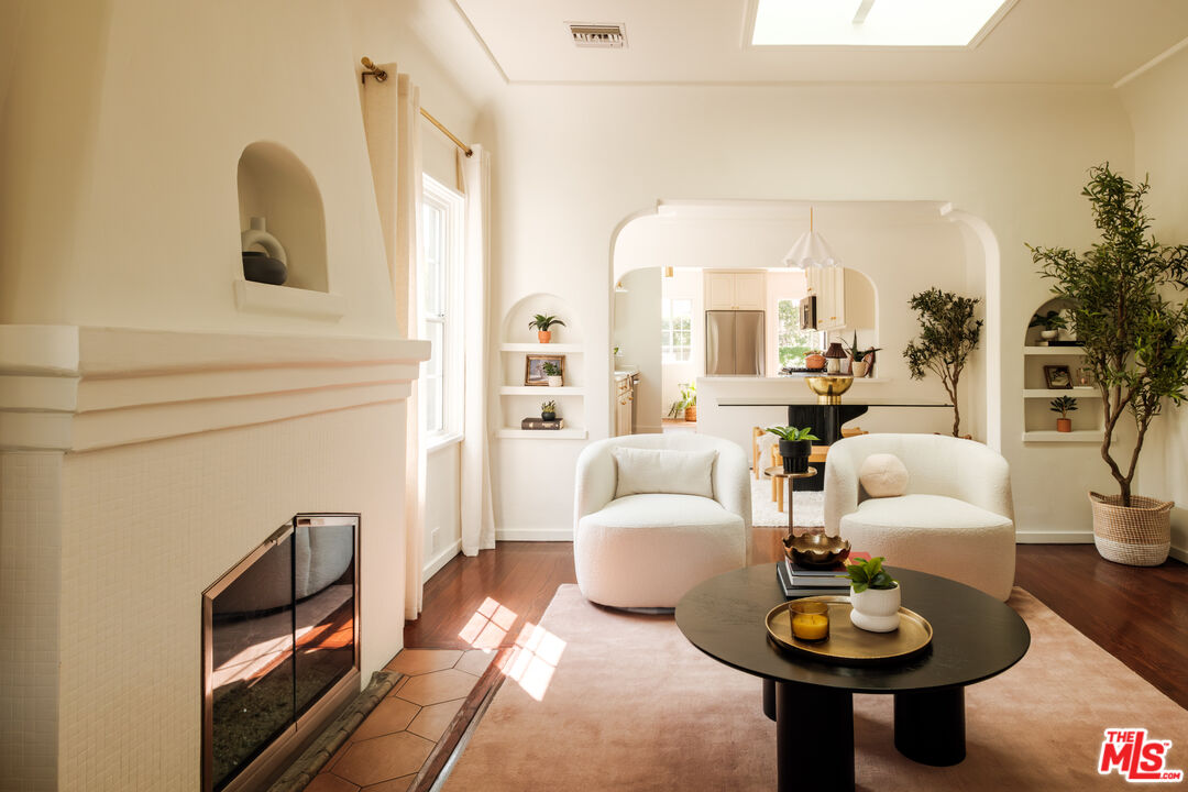 MLS #25596499 image #6