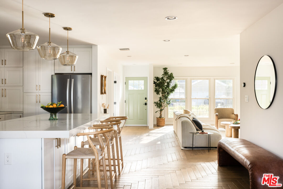 MLS #25596533 image #10