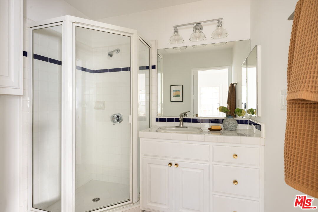 MLS #25596533 image #28