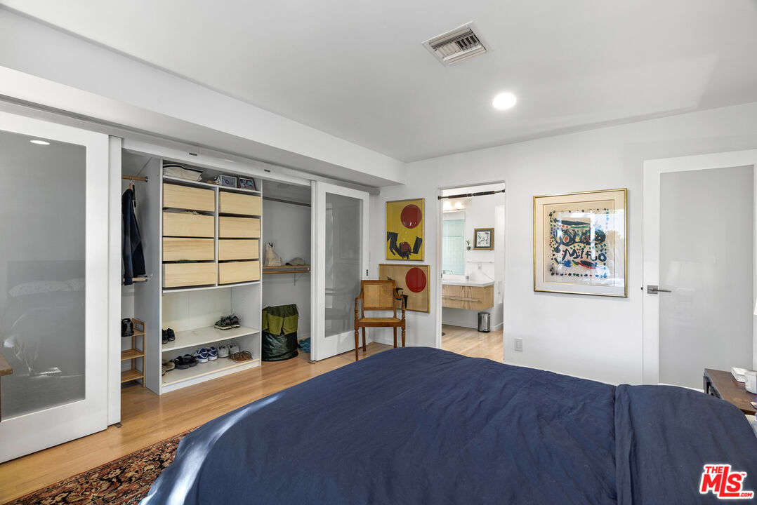 MLS #25596567 image #13