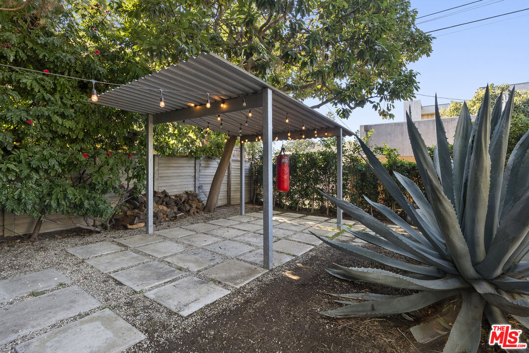 MLS #25596567 image #16