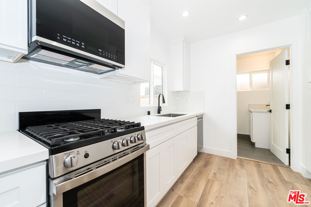 MLS #25596597 image #15