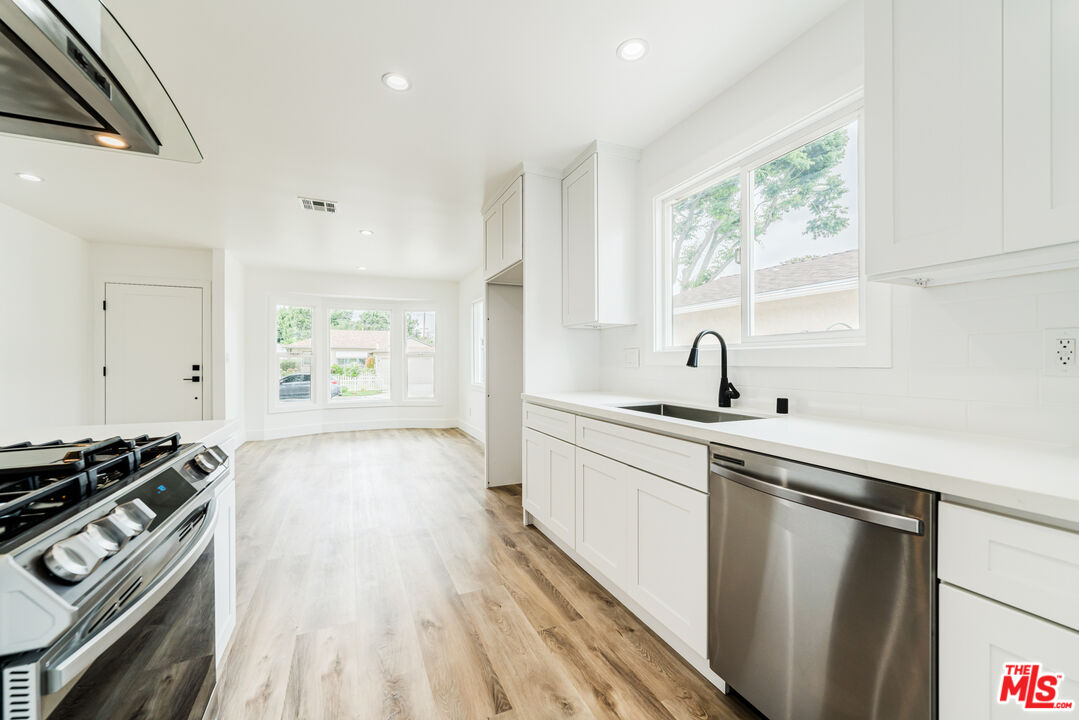 MLS #25596597 image #1