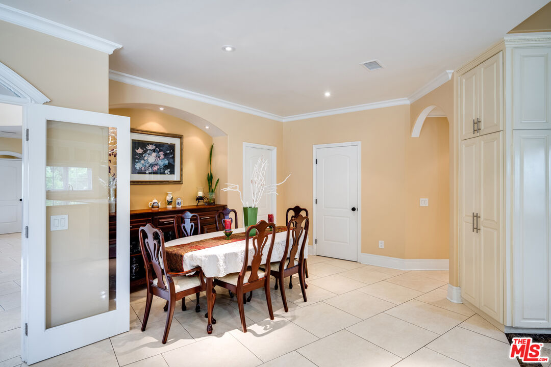 MLS #25596701 image #15