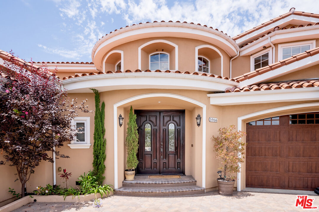 MLS #25596701 image #0