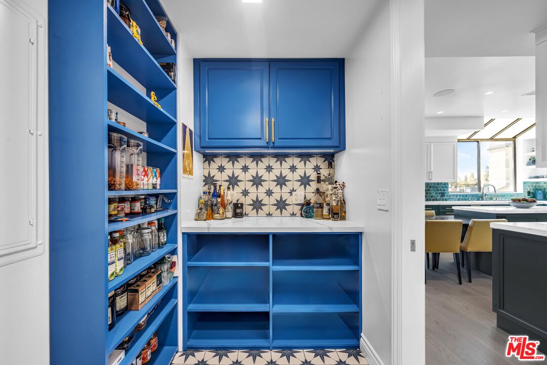 MLS #25596725 image #13