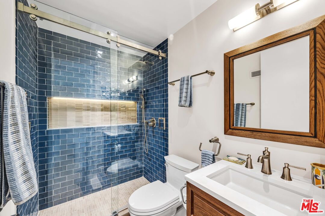 MLS #25596725 image #32