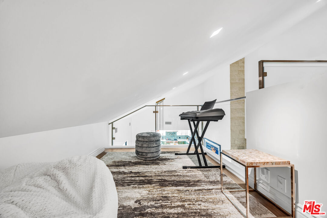 MLS #25596725 image #36