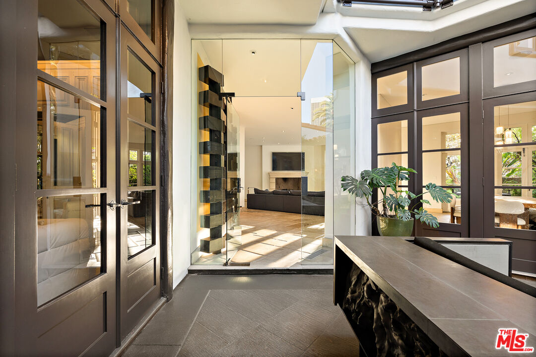 MLS #25596777 image #9