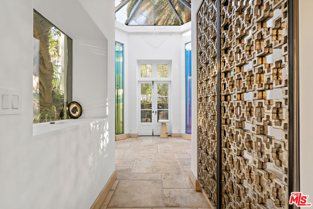 MLS #25596777 image #21