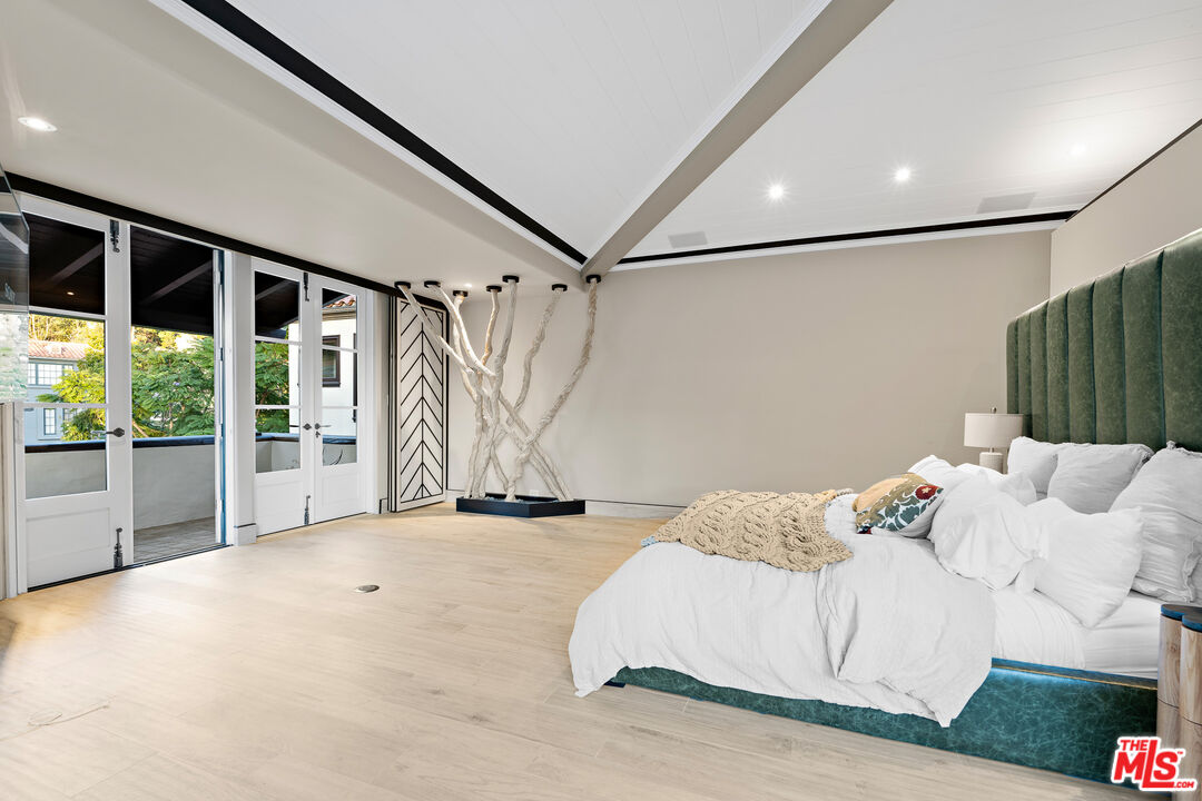 MLS #25596777 image #34