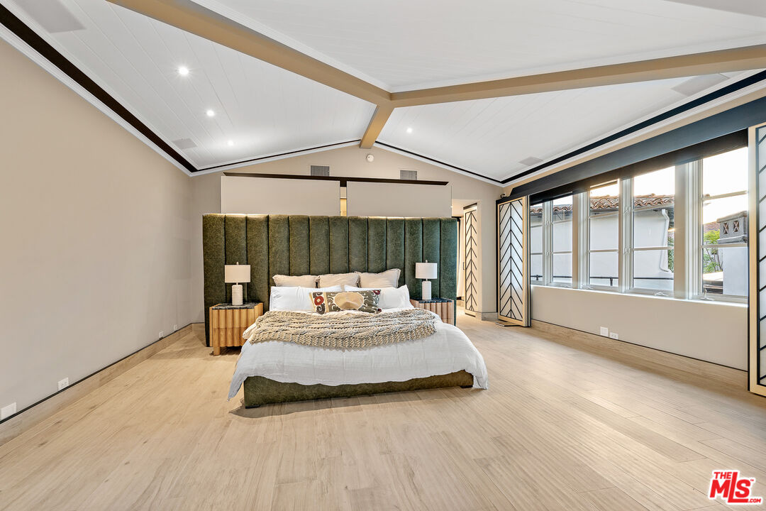 MLS #25596777 image #35