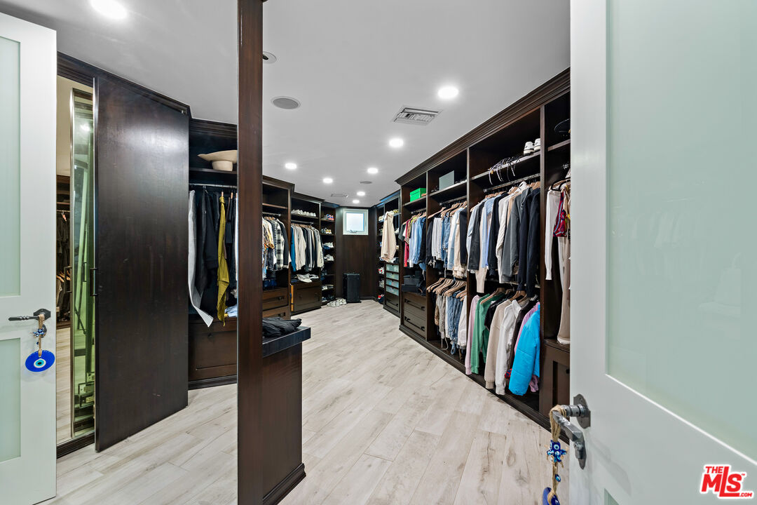 MLS #25596777 image #49