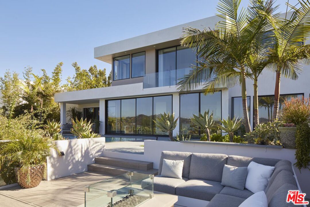 MLS #25596807 image #12