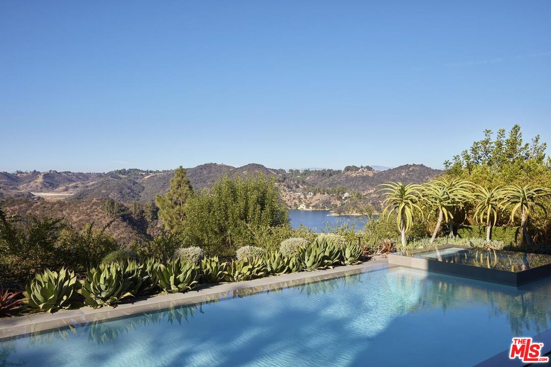 MLS #25596807 image #13