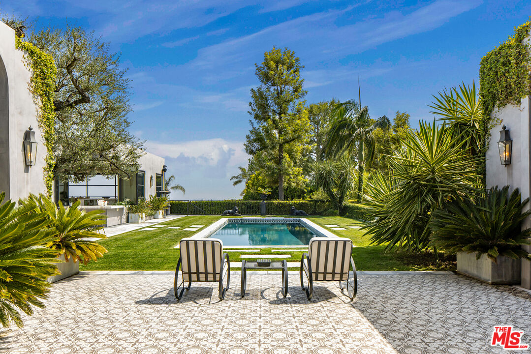 MLS #25596887 image #18