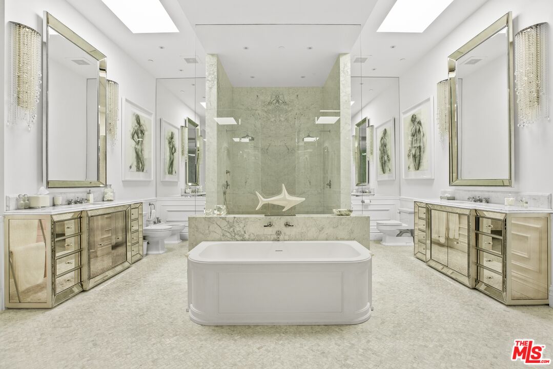 MLS #25596887 image #7