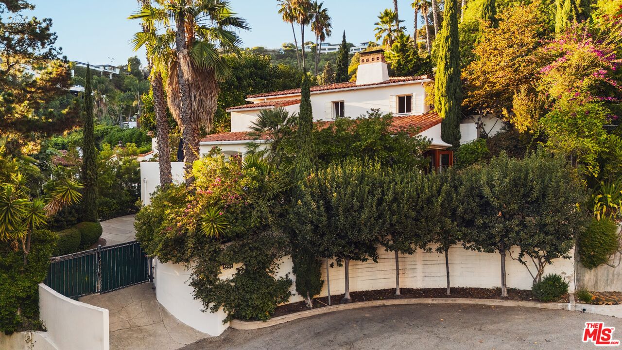 MLS #25596931 image #1