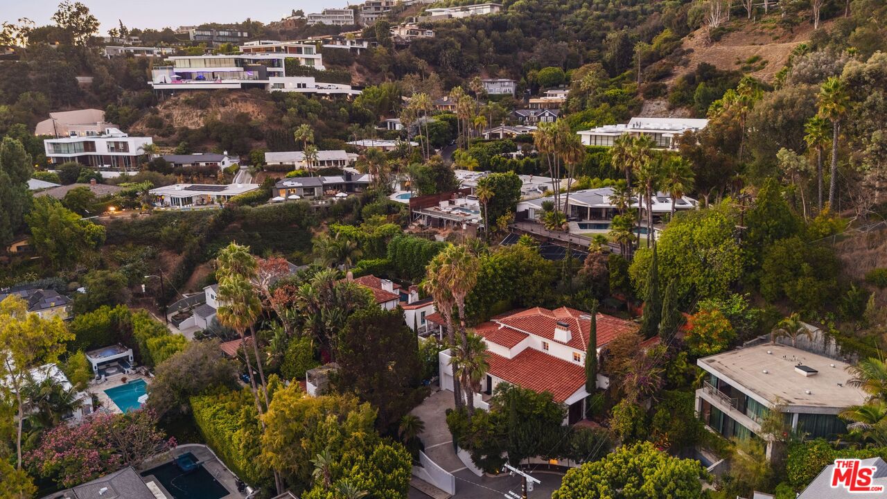 MLS #25596931 image #27