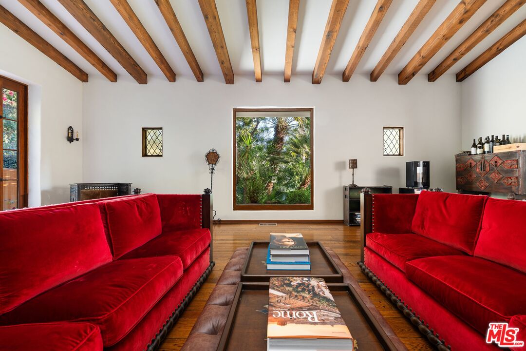 MLS #25596931 image #4