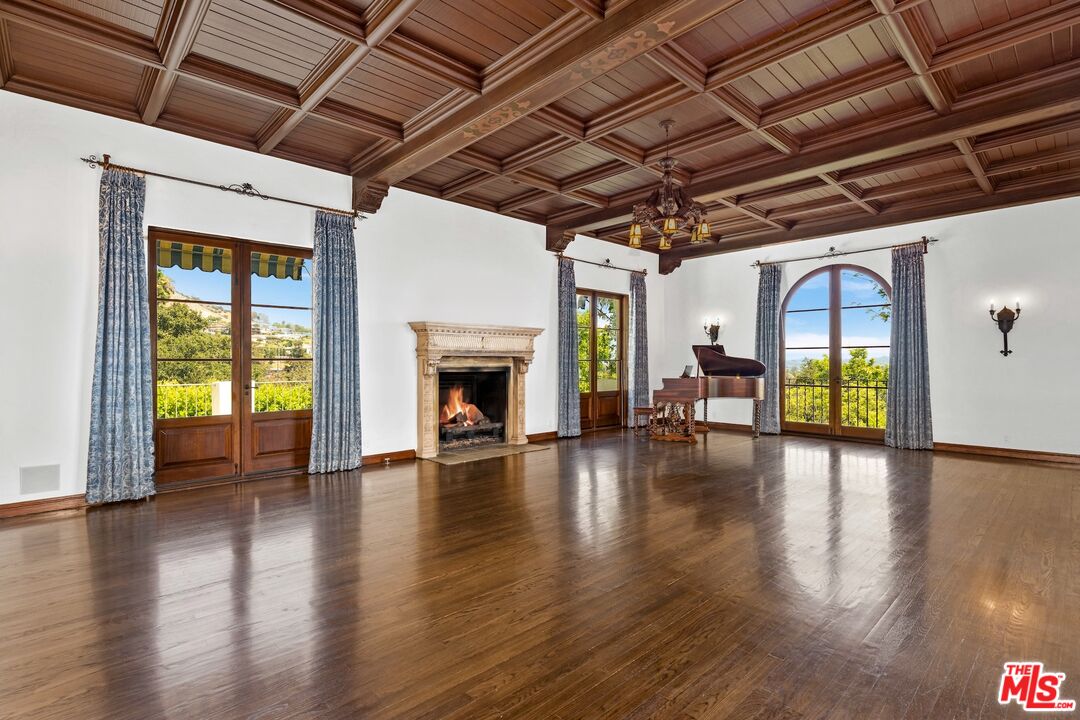 MLS #25596951 image #7