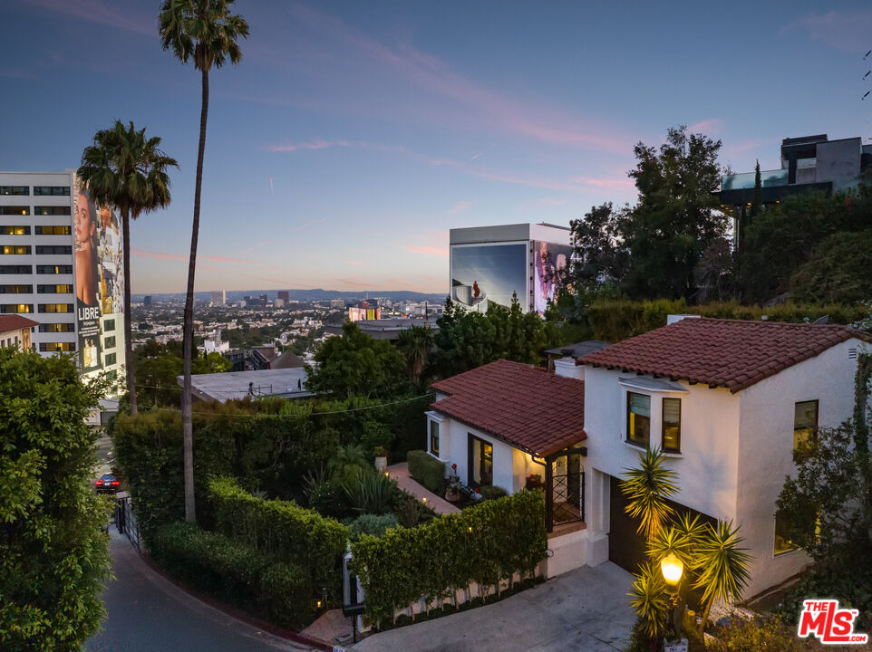 MLS #25596997 image #14