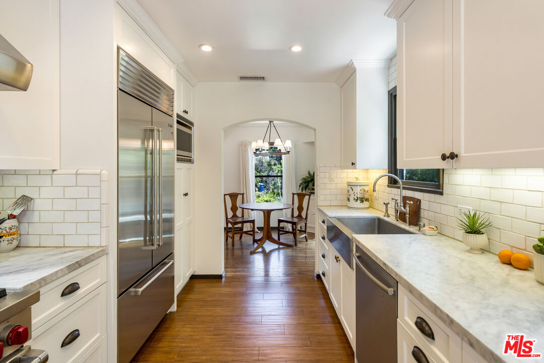 MLS #25596997 image #3