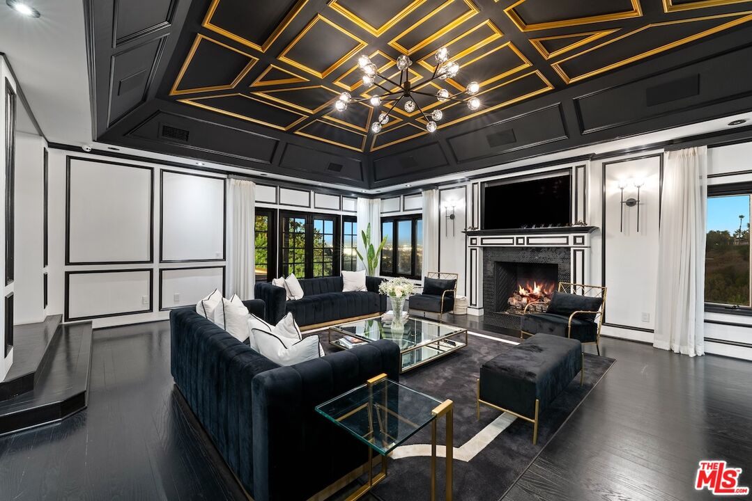 MLS #25597073 image #12