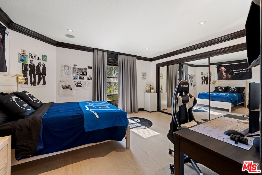 MLS #25597073 image #30