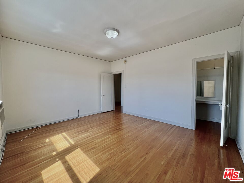 MLS #25597337 image #20