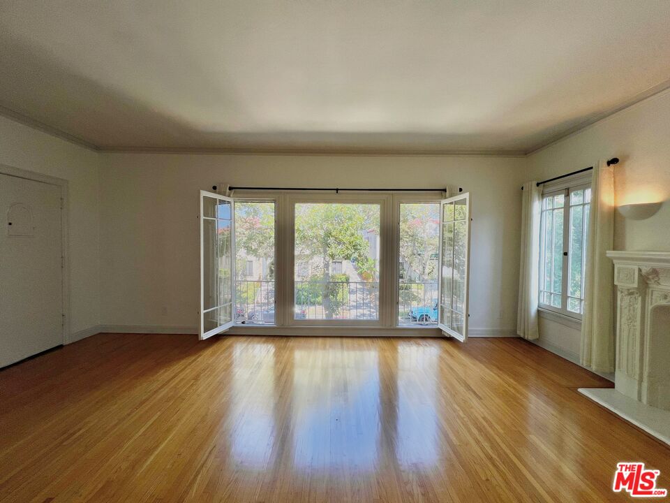 MLS #25597337 image #23