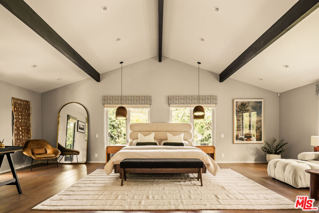 MLS #25597395 image #1