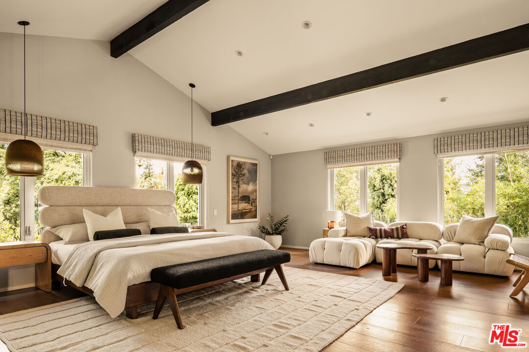 MLS #25597395 image #2