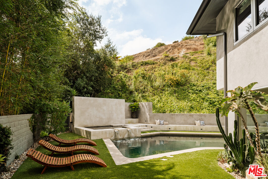 MLS #25597395 image #31