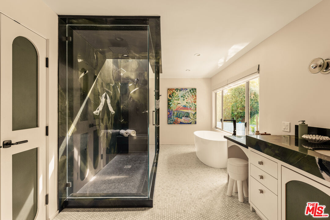 MLS #25597395 image #4