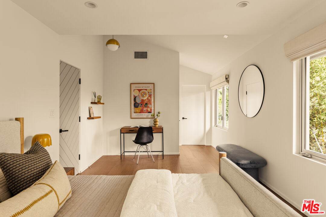 MLS #25597395 image #7