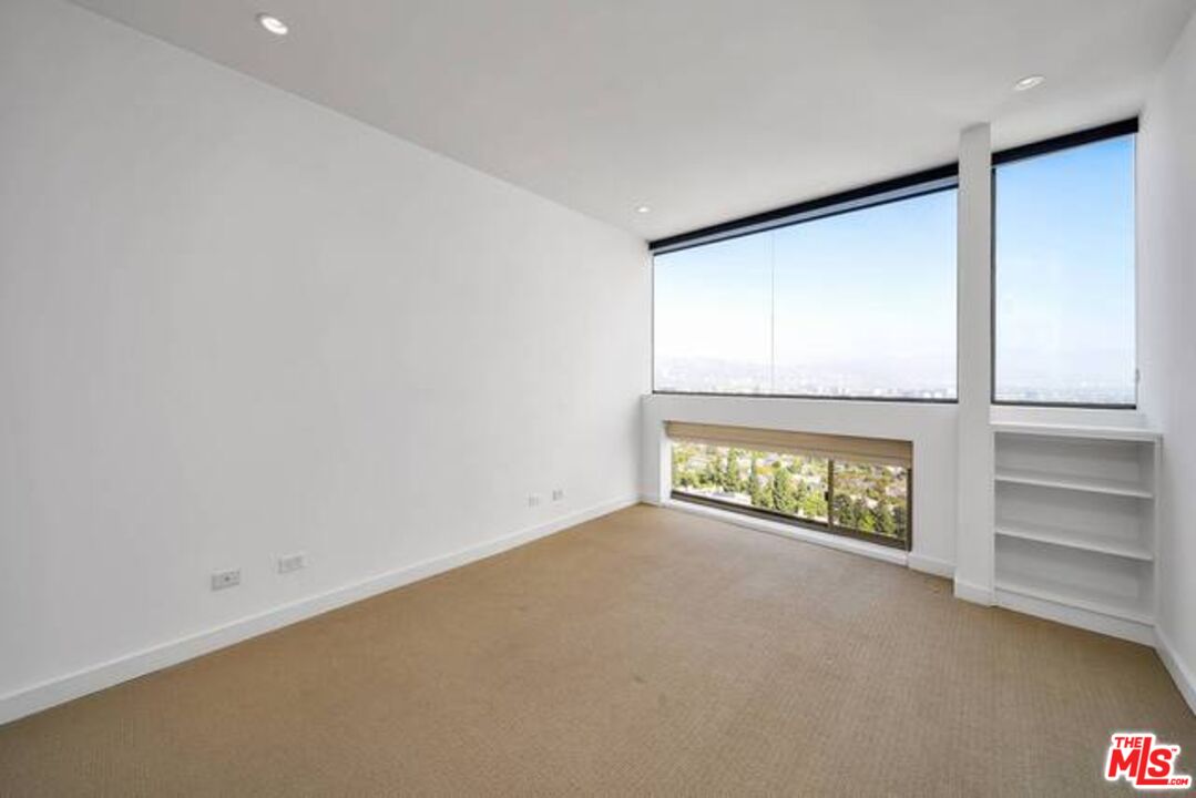 MLS #25597429 image #21