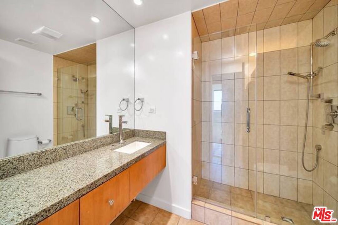 MLS #25597429 image #22