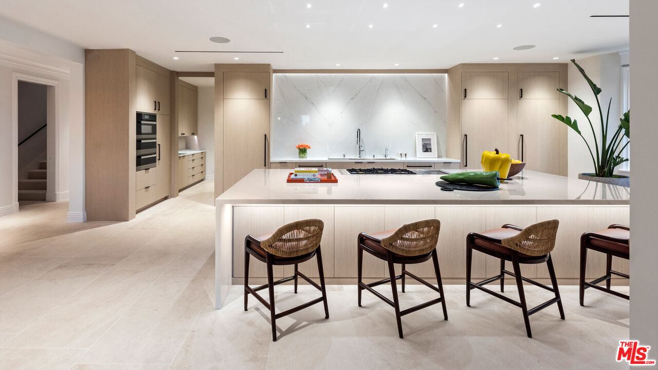 MLS #25597447 image #11