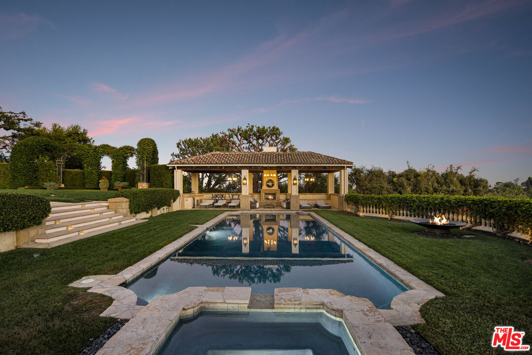 MLS #25597447 image #2