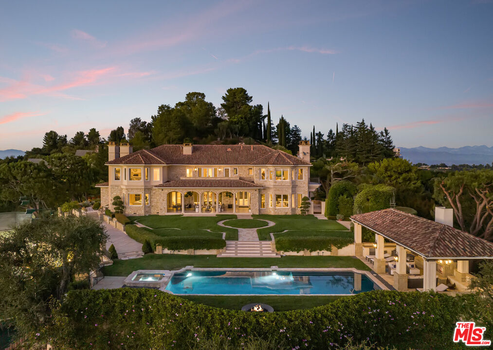 MLS #25597447 image #3