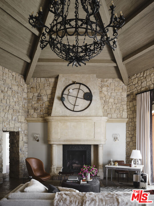 MLS #25597447 image #7