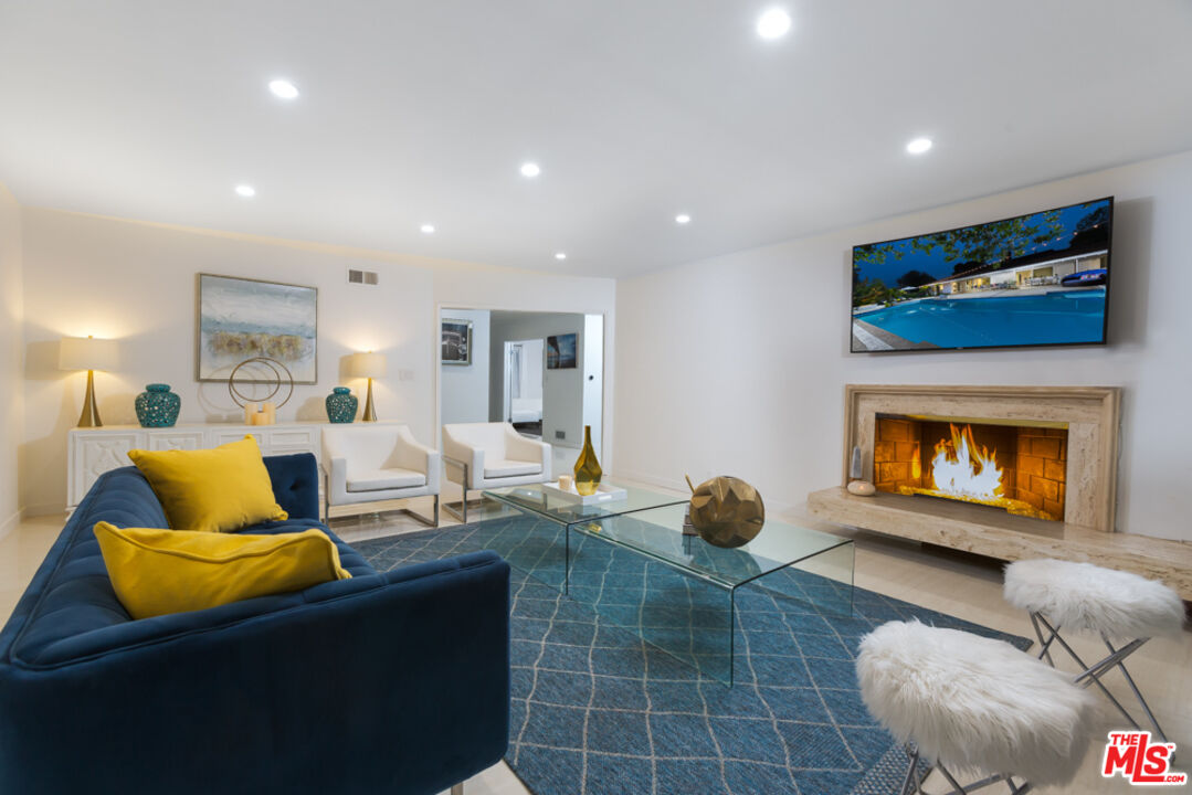 MLS #25597461 image #13