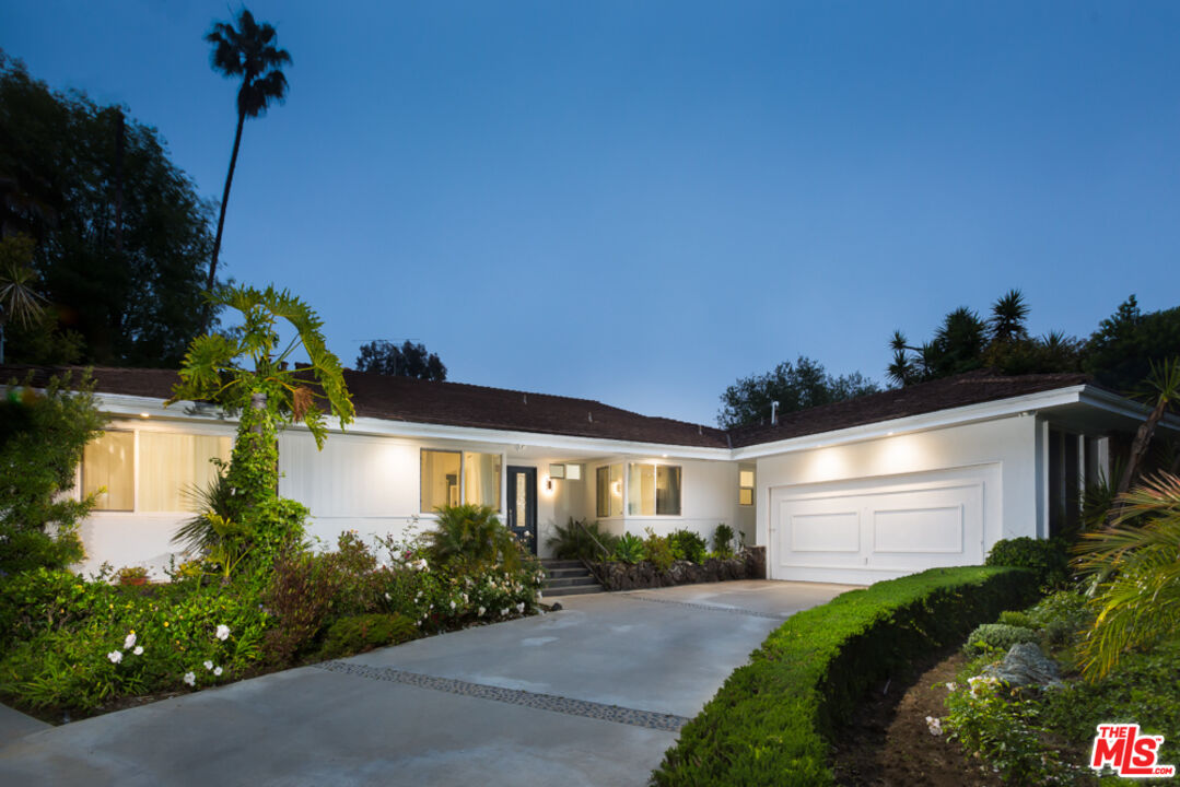 MLS #25597461 image #1