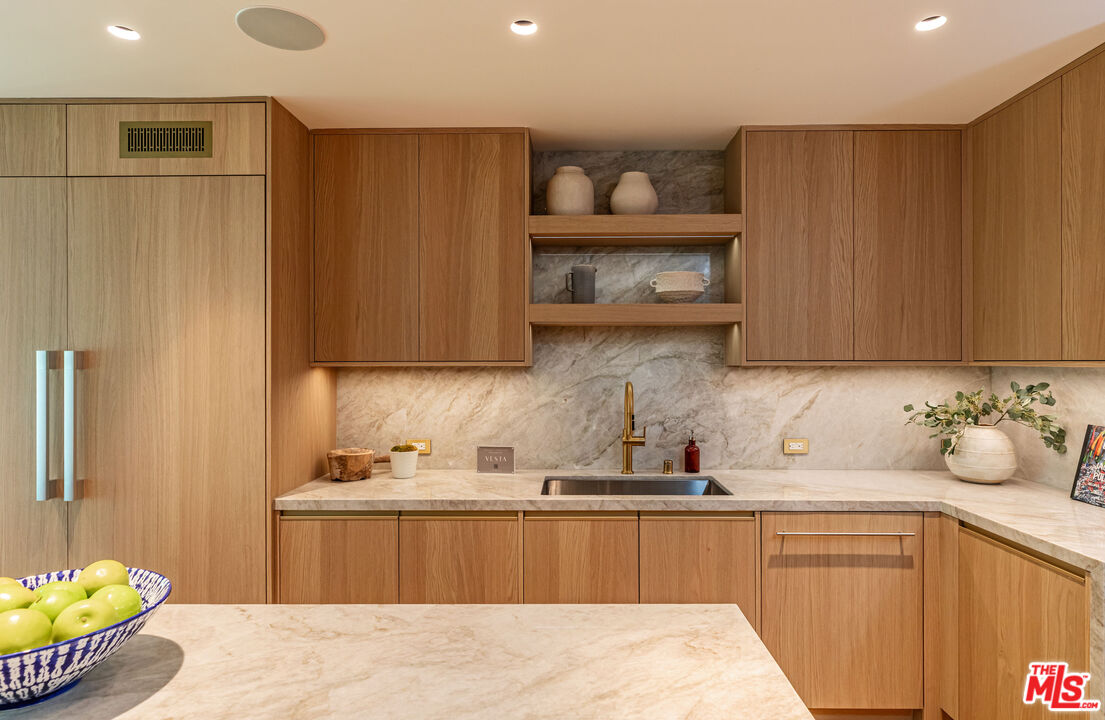 MLS #25597503 image #14