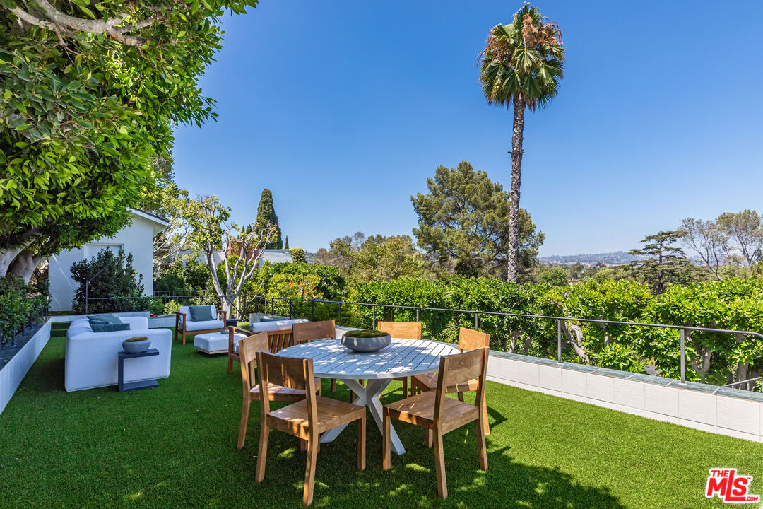 MLS #25597503 image #20