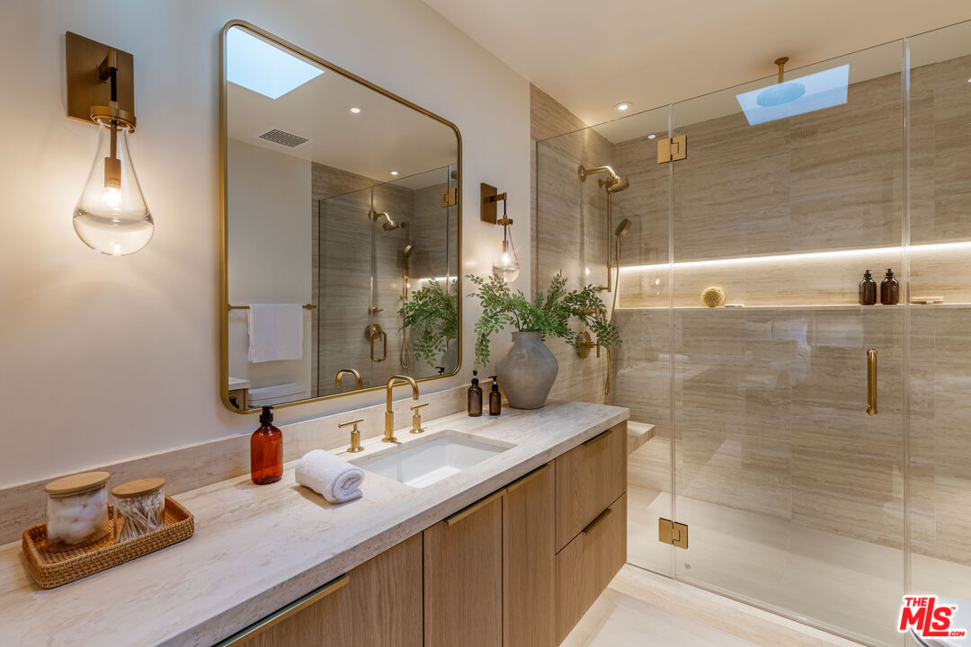 MLS #25597503 image #27