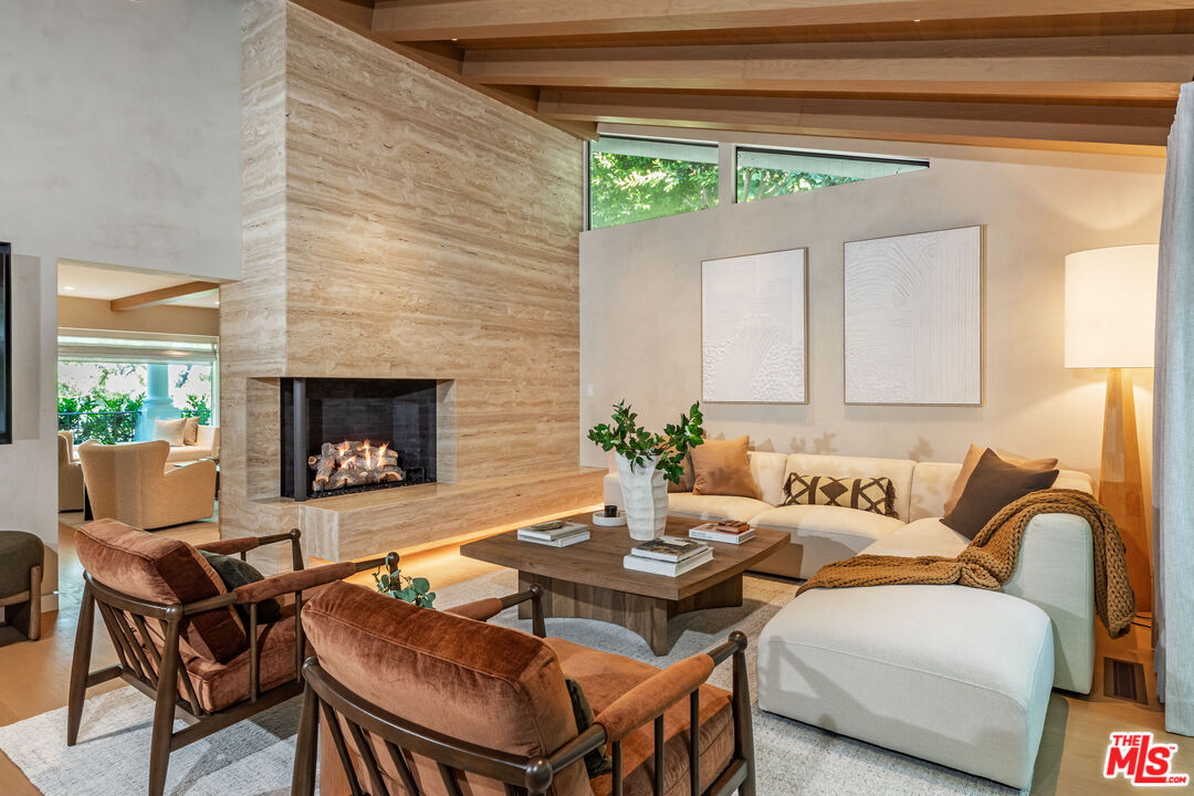 MLS #25597503 image #8