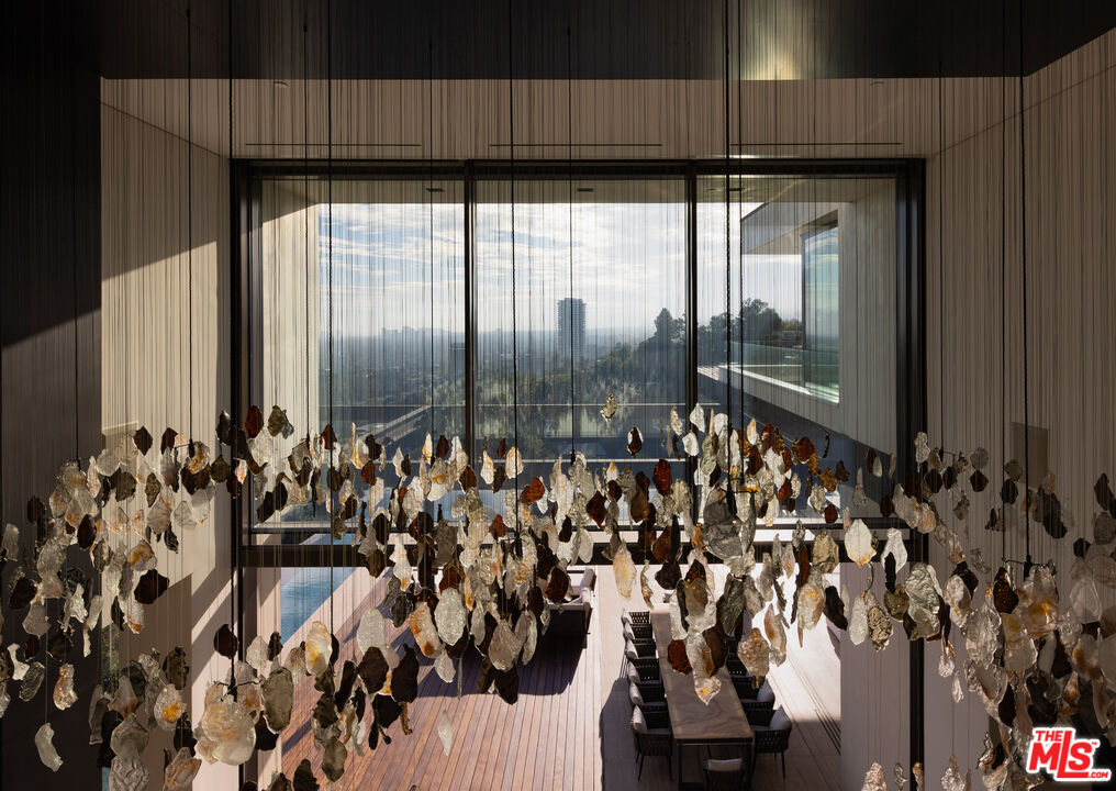 MLS #25597515 image #20